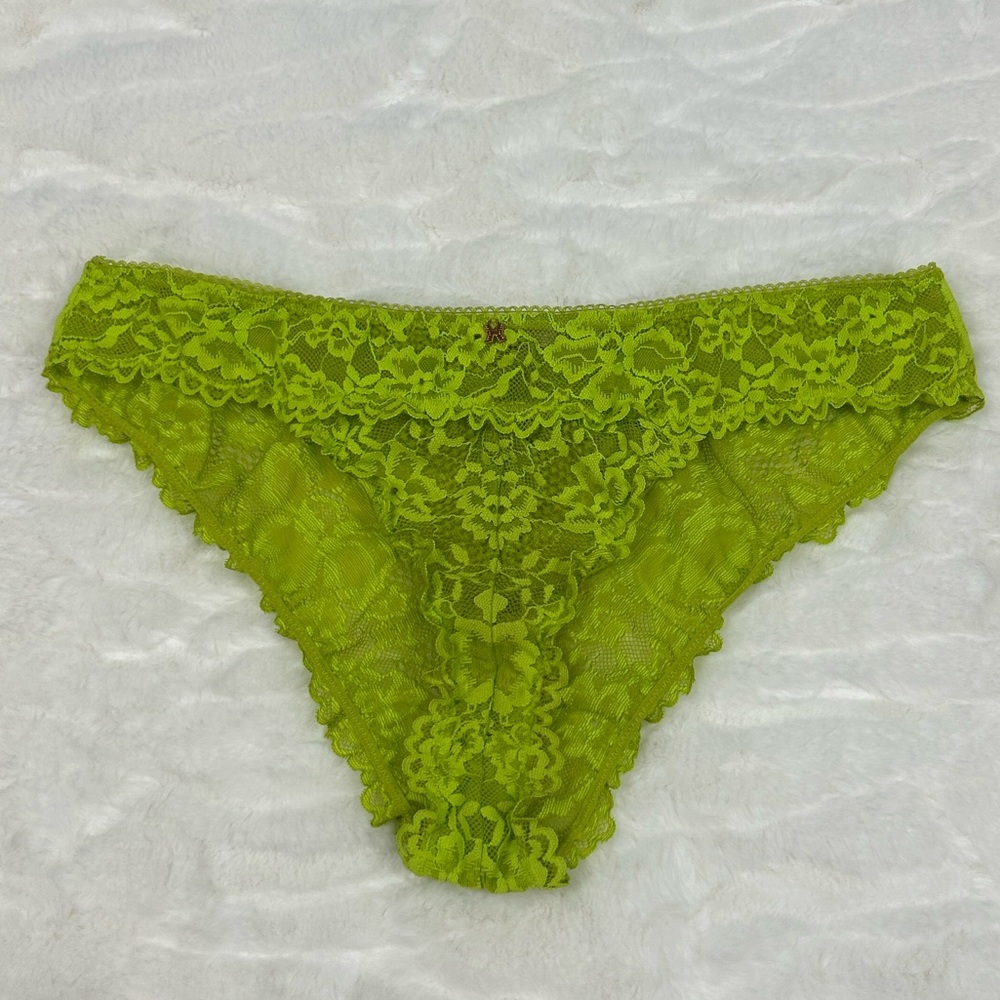 Savage X Fenty Lace Neon Green Panty